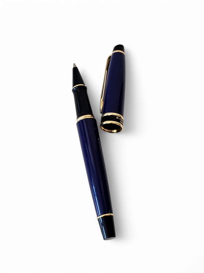 WATERMAN
Stylo roller
Dans sa boîte
On y...