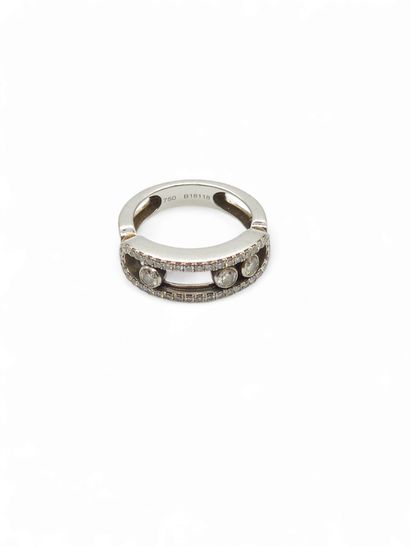 MESSIKA modèle Move
Bague en or gris 750°...