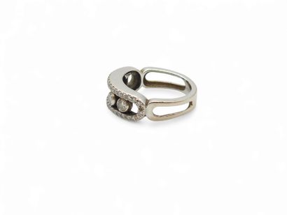 MESSIKA modèle Move
Bague en or gris 750°...