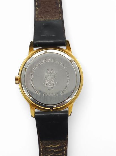 LIP 
Montre bracelet, boîtier rond en métal...