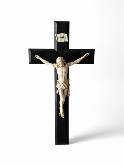 TRAVAIL FRANCAIS XIXème siècle
Un Christ...