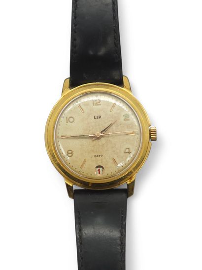 LIP 
Montre bracelet, boîtier rond en métal...