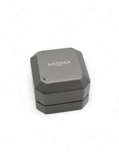 MESSIKA modèle Move
Bague en or gris 750°...