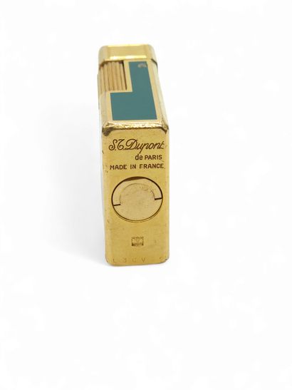 LOT de deux briquets Dupont et un briquet...
