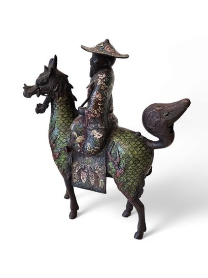 JAPON - Epoque MEIJI (1868 - 1912)
Statuette...
