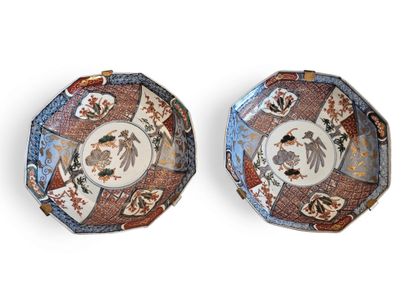 JAPON, Imari - Epoque MEIJI (1868 - 1912)
Deux...