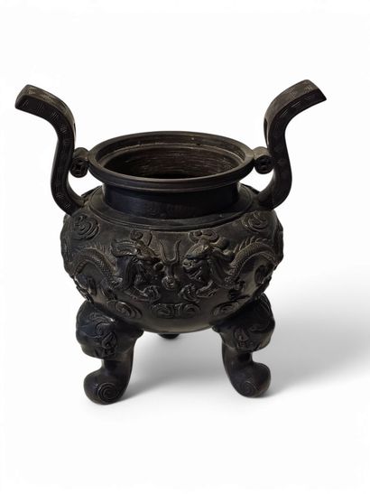 JAPON - Epoque MEIJI (1868 - 1912)
Brûle-parfum...