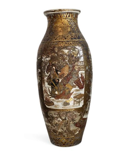 JAPON début XXème siècle, 
Grand vase en...