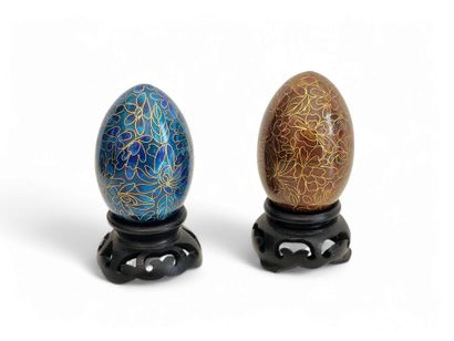 LOT including : 
Two eggs
Opium bottle 
Two...