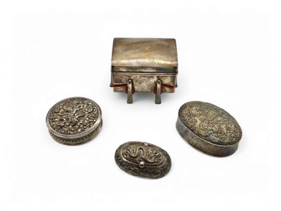 INDOCHINA 19th century
Set of three Indochinese...