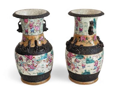 CHINA, Nanjing - 19th century

Pair of craquelé...