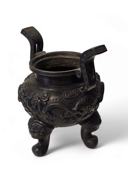 JAPON - Epoque MEIJI (1868 - 1912)
Brûle-parfum...