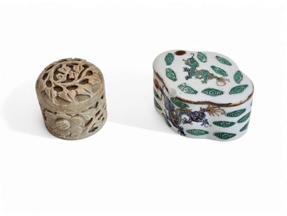 CHINA 19th century
Set of three polychrome...