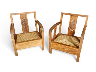 TRAVAIL ASIATIQUE Xxeme siècle
PAIRE de fauteuils...