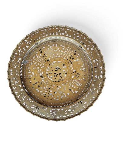 VIETNAM - Début XXe siècle
Table à thé avec...