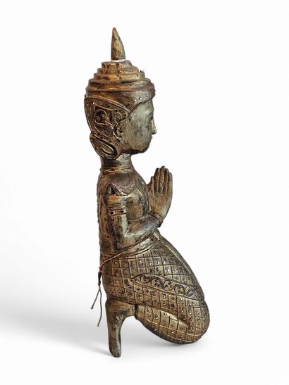 INDONESIE XXI ème siécle
Déesse en bois,...