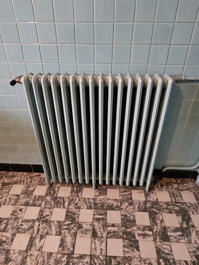 Set of 11 cast iron radiators
Also included...