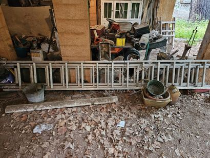 Tool set, hoist, ladder, anvil, furniture,...
