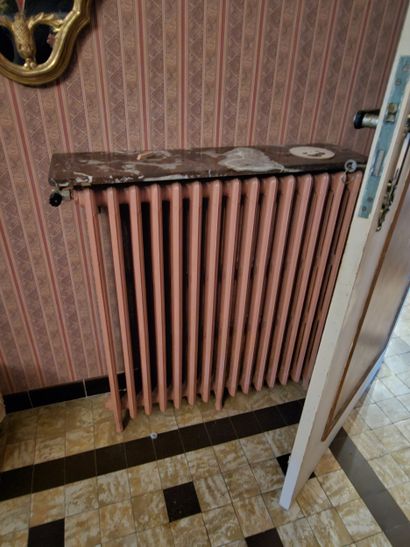 Set of 11 cast iron radiators
Also included...
