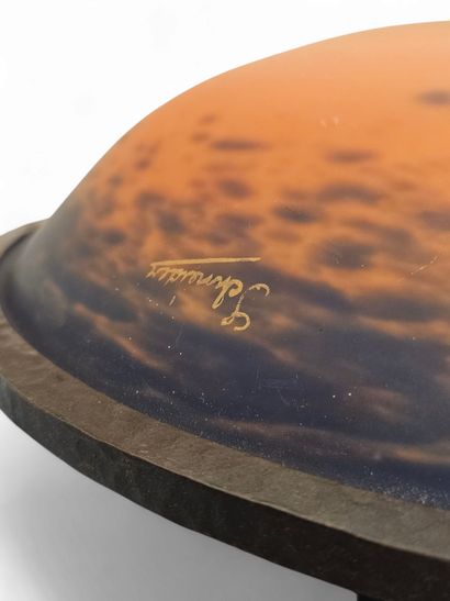 SCHNEIDER
Lampe champignon en verre marmoréen...