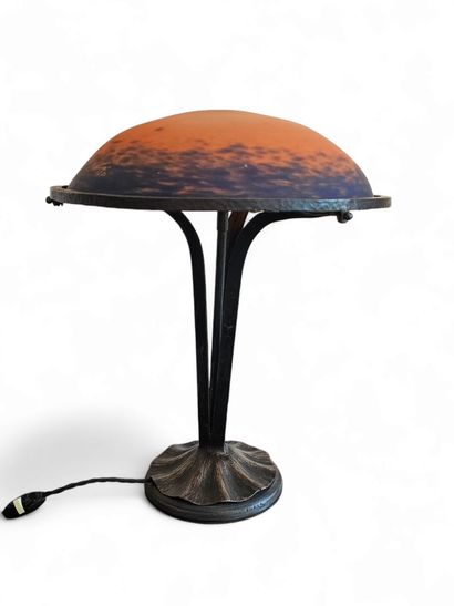 SCHNEIDER
Lampe champignon en verre marmoréen...