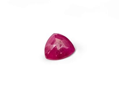 RUBIS purplish red , trillion , Tanzanie...