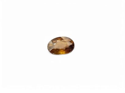 SPHENE greenish yellow Madagascar ovale 7...