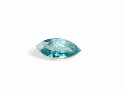 ZIRCON gentle heat blue , marquise , Cambodge...
