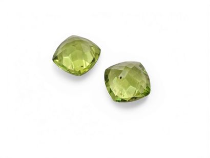 PERIDOT VVS Nbr 2 , coussin , Pakistan ,...