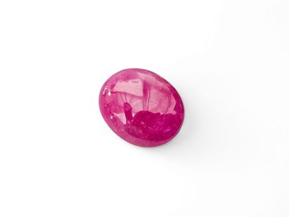 RUBIS pinkish red , cabochon , Tanzanie ,...