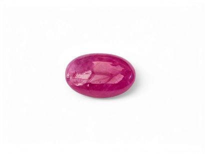 RUBIS pinkish red , cabochon , Tanzanie ,...