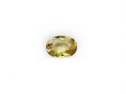 SPHENE yellowish green VS Madagascar ovale...