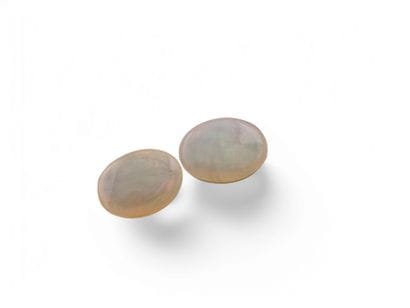 OPALE play of color crystal Nbr 2 , cabochon...