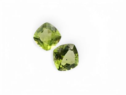 PERIDOT VVS Nbr 2 , coussin , Pakistan ,...