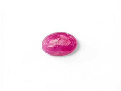 RUBIS pinkish red , cabochon , Tanzanie ,...