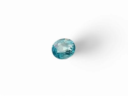 ZIRCON gentle heat blue , ovale , Cambodge...