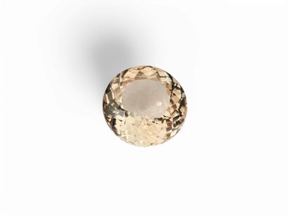 TOPAZE yellow VVS , rond , Brésil , 7,79...