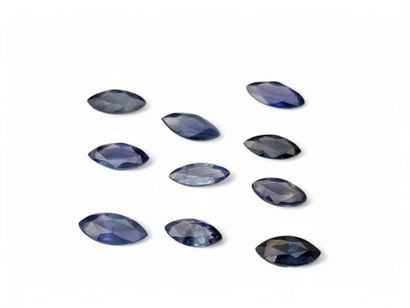 SAPHIR Nbr 10 blue , marquise, 3,49 Carats,...
