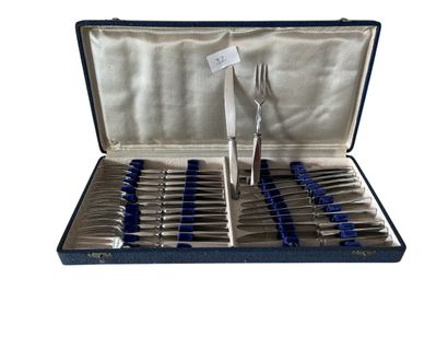 P BECHON GIRONDE 
Three-piece metal chopping...