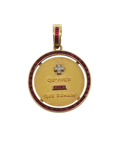 MEDAILLE d'amour en or jaune 750° serti de...
