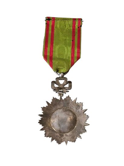TUNISIA
Nichan Iftikhar
Silver knight's medal,...