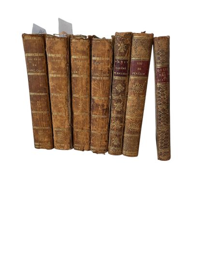 Four volumes: Galerie de l'ancienne cour...