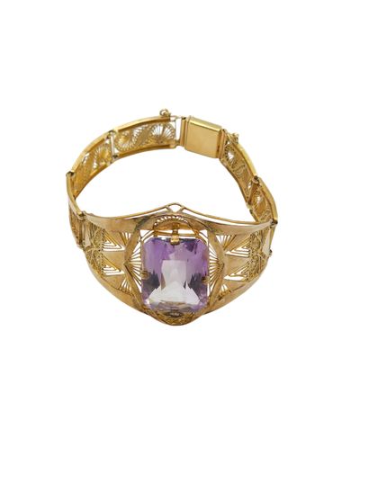 BRACELET en or 22 kt filigranné ornée d'une...