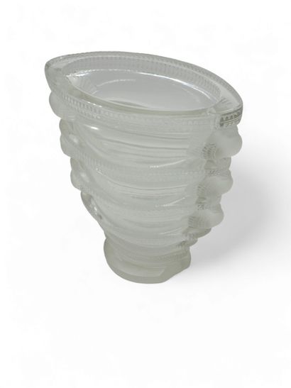 LALIQUE 1860-1945
Saint Marc model 
Pressed...