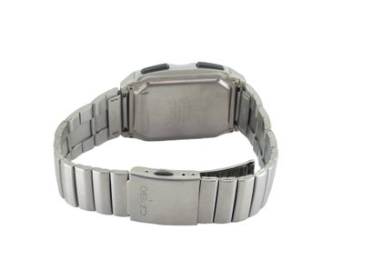 CASIO ILLUMINATOR
Quartz watch, steel bracelet...