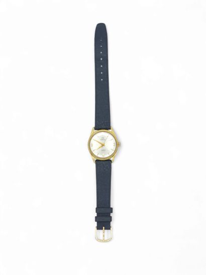 TITUS 
Wristwatch, round case in gold-plated...