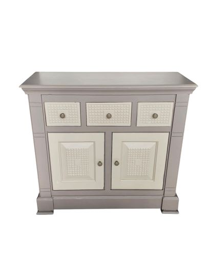 Small sideboard in natural wood
and cream...