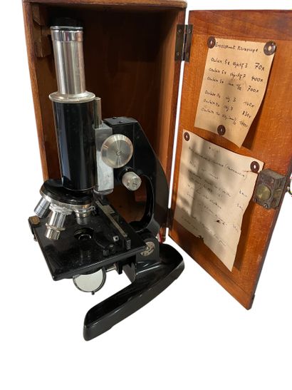 ETS BARBIER BERNARD ET TURENNE à Paris (anciennement)
Microscope...