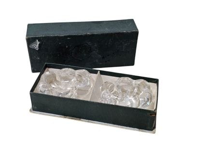 Daum 
Pair of crystal salerons in their original...