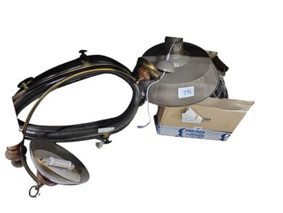 Modern lighting set
Included
A shoulder ...